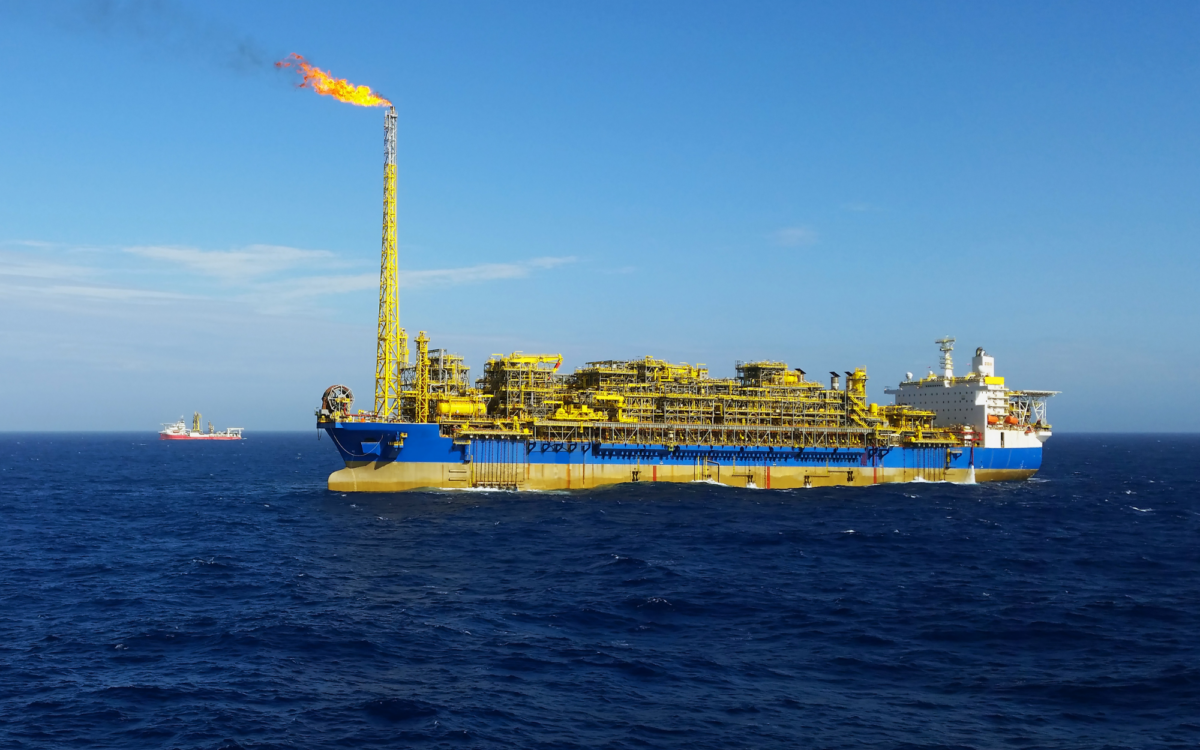 Improving FPSO Operations with AIM - Cenosco